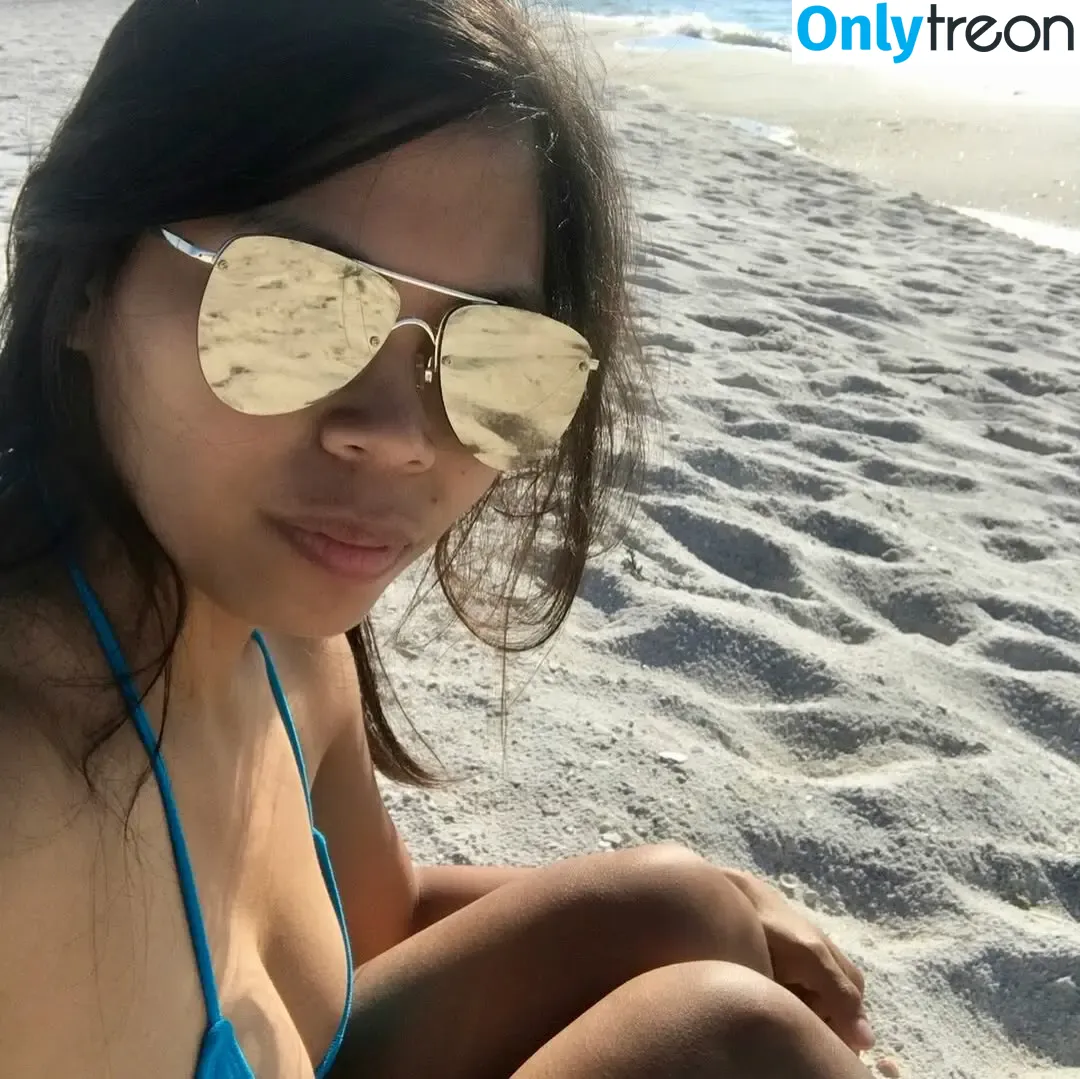 Asianmermaid nude photo #0004 (Asianmermaid1010 / Shieb10🏝️ / islandgirl1010_)