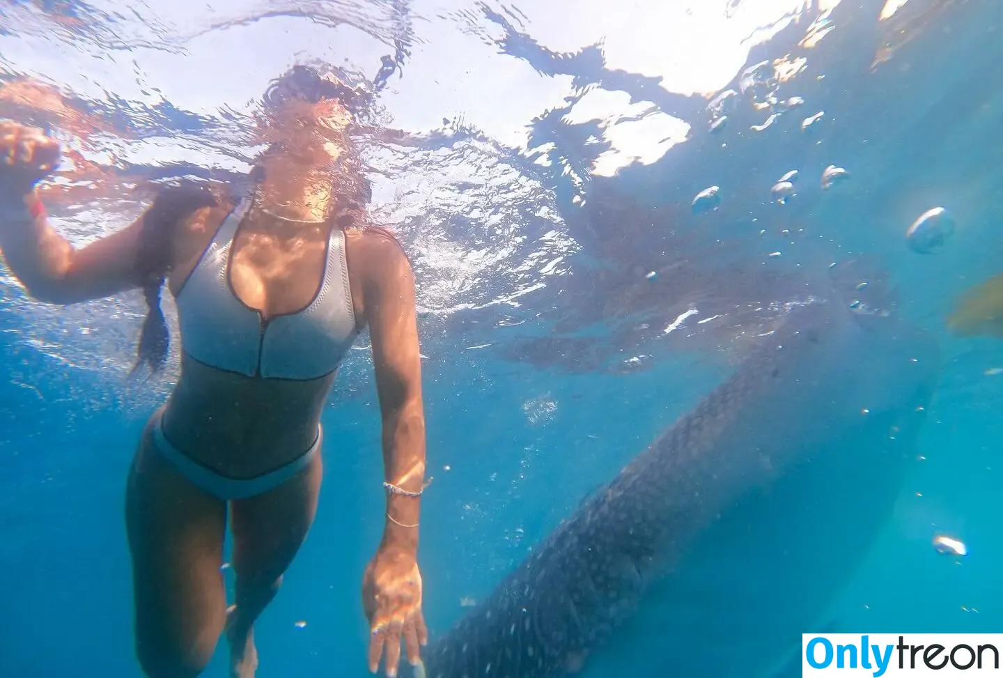 Asianmermaid nude photo #0025 (Asianmermaid1010 / Shieb10🏝️ / islandgirl1010_)