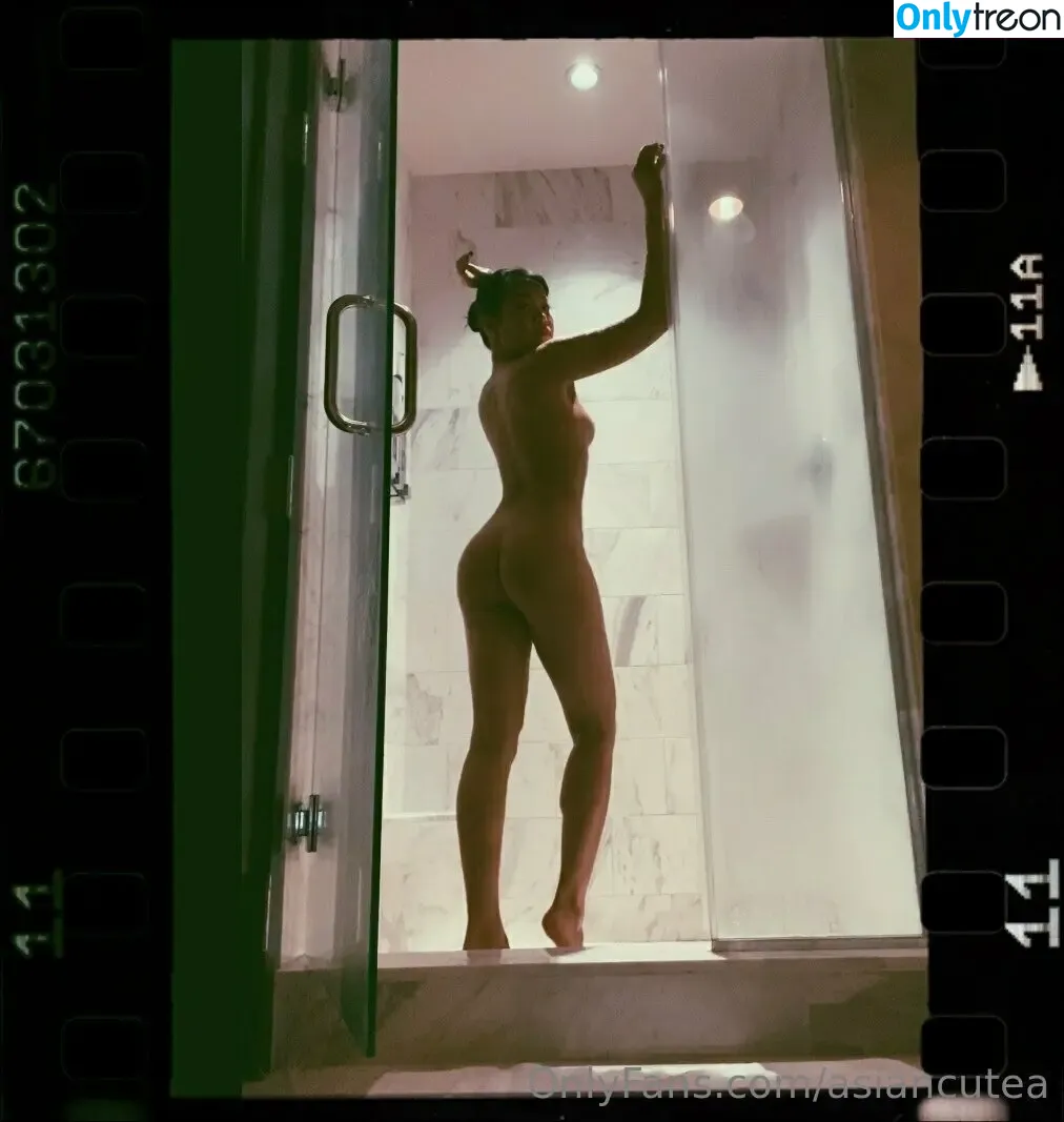 asianqtea nude photo #0011 (asianqtea)