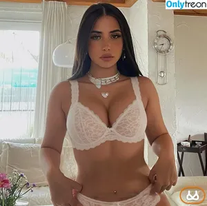  nude photo #0002