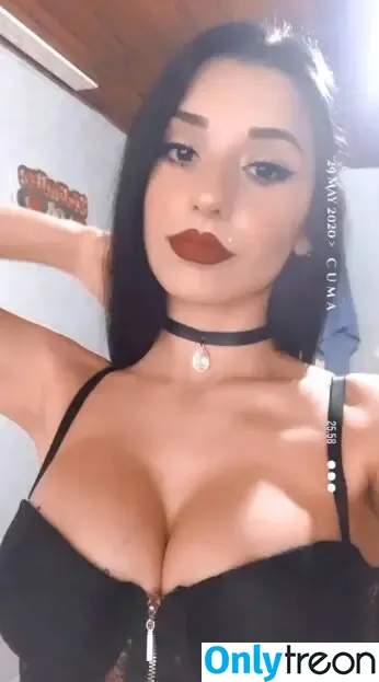 Aslihan nude photo #0019 (edlefraau / edlefrau4 / onlyaslihanim)