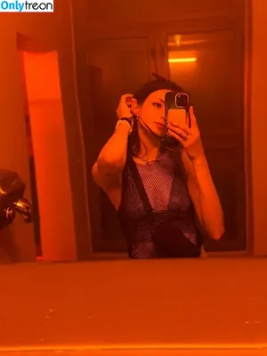ASMR Berlin / berlinbeck nude photo #0017