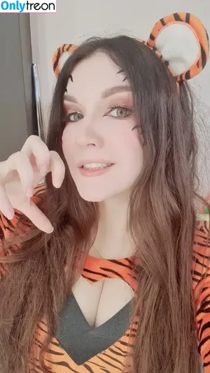 ASMR KittyKlaw / Angelina Lin / KittyKlaw / asmr.kittyklaw nude photo #0798