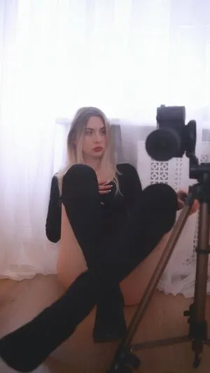 ASMR Onuri / onurimusic nude photo #0025