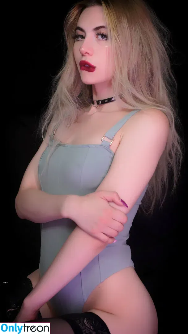 ASMR Onuri nude photo #0001 (onurimusic)