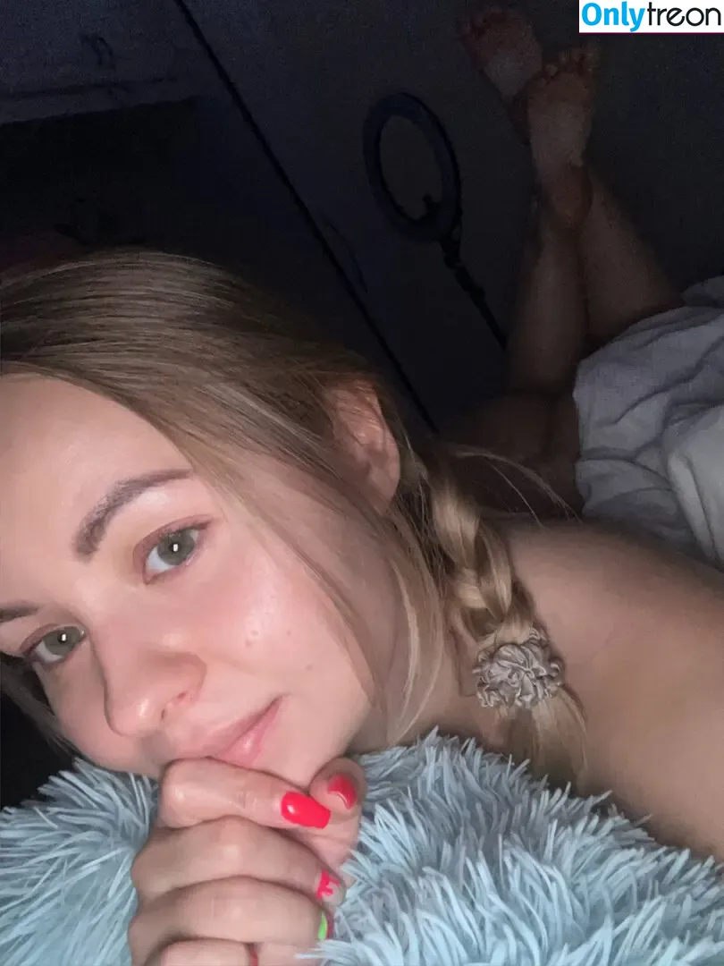 ASMR Simka nude photo #0053 (asmrsimka / simkabandito)