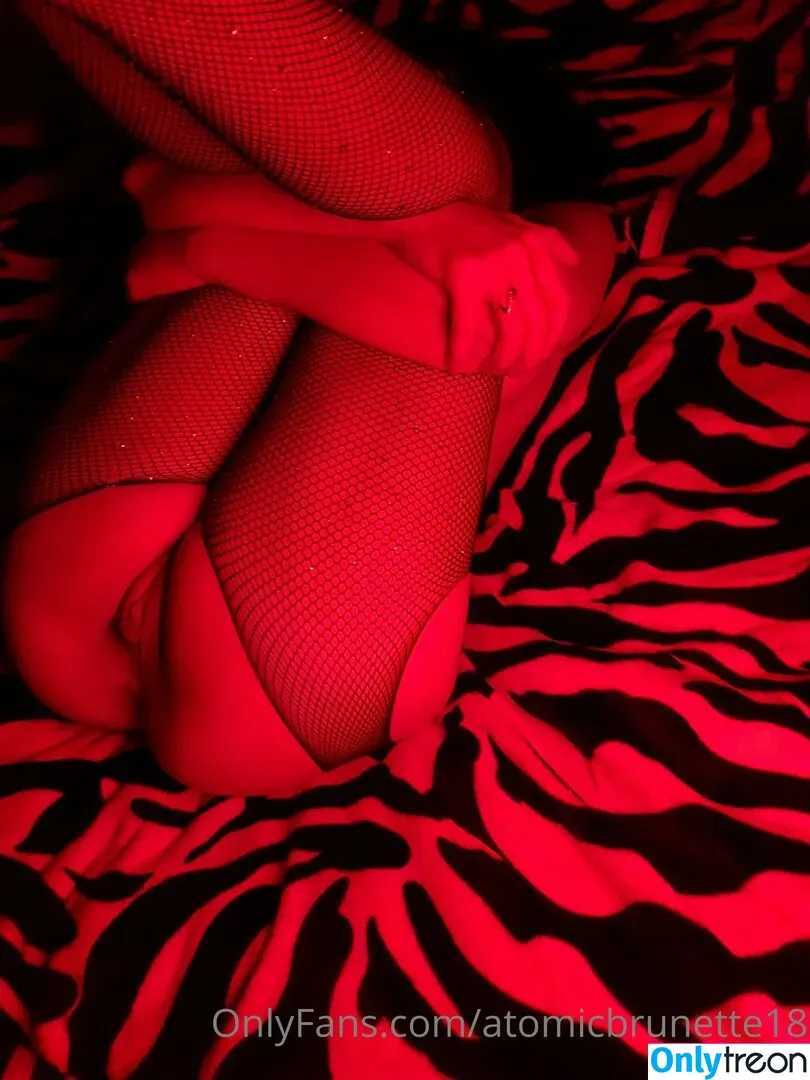 atomicbrunette18 nude photo #0044 (AtomicBrunette8 / Nina)