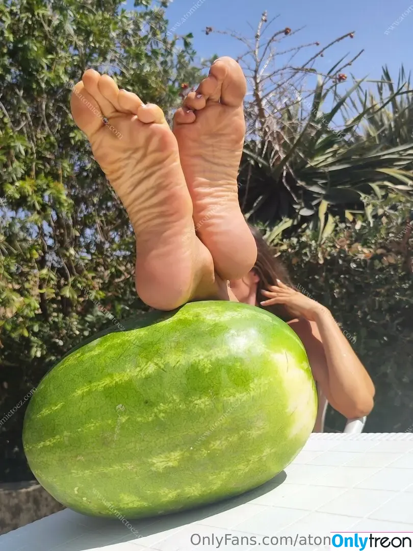 atomictoez_vip nude photo #0200 (atomictoezz)