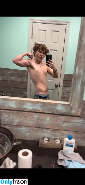  nude photo #0007