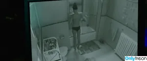 Aubrey Plaza / plazadeaubrey nude photo #0026