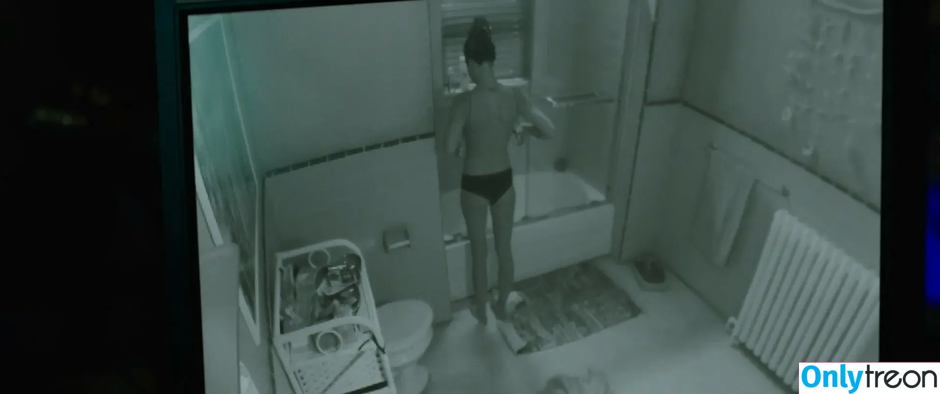 Aubrey Plaza nude photo #0026 (plazadeaubrey)