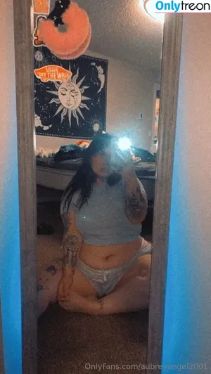  nude photo #0002