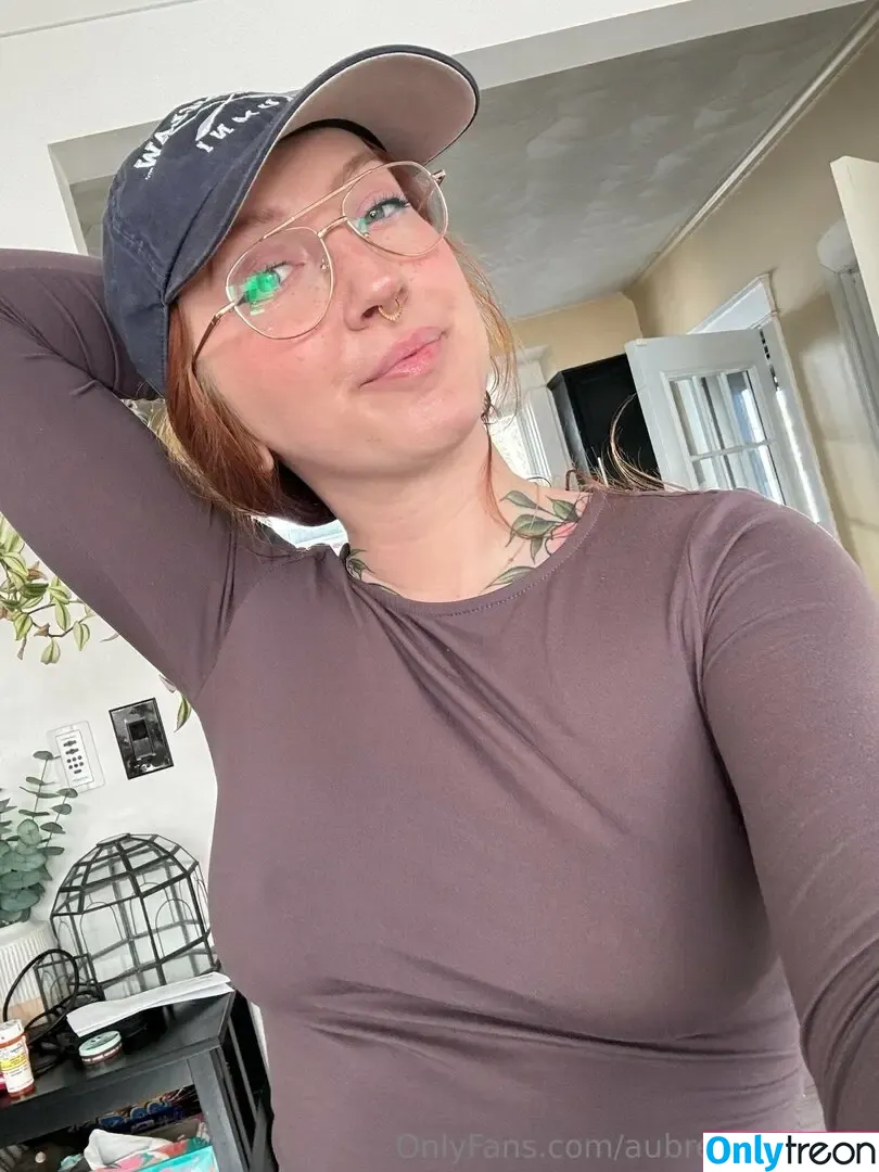 aubreybegsforit nude photo #0099 (aubrey47932)
