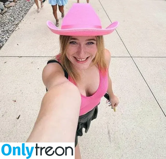 Audra Miller nude photo #0236 (anellamiller / audra.mllr / audramllr)