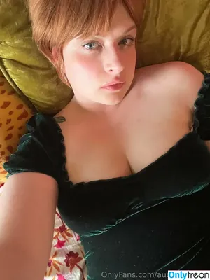 audraobscura / redobscura nude photo #0085