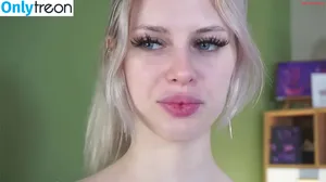  nude photo #0009