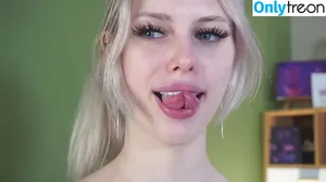  nude photo #0010