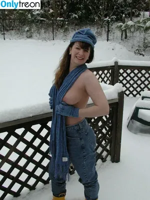 Augustlive nude photo #0019