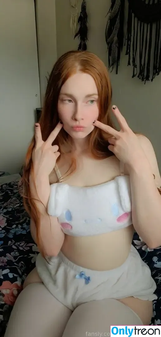AugustZoldyck nude photo #0017 (august0nline)