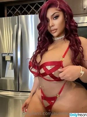 Aundreana Rene / Creole barbie / creolebarbieee / creolebarbieeee nude photo #0032