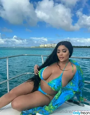 Aundreana Rene / Creole barbie / creolebarbieee / creolebarbieeee nude photo #0057
