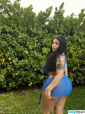 Aundreana Rene / Creole barbie / creolebarbieee / creolebarbieeee nude photo #0098