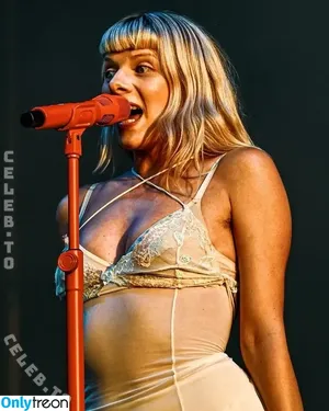 Aurora Aksnes / auroramusic / singer nude photo #0486