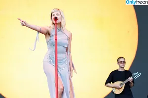 Aurora Aksnes / auroramusic / singer nude photo #0493