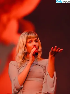 Aurora Aksnes / auroramusic / singer nude photo #0500