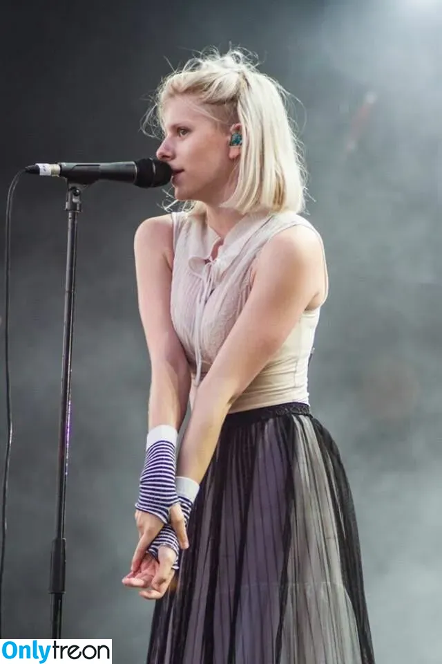 Aurora Aksnes nude photo #0007 (auroramusic / singer)