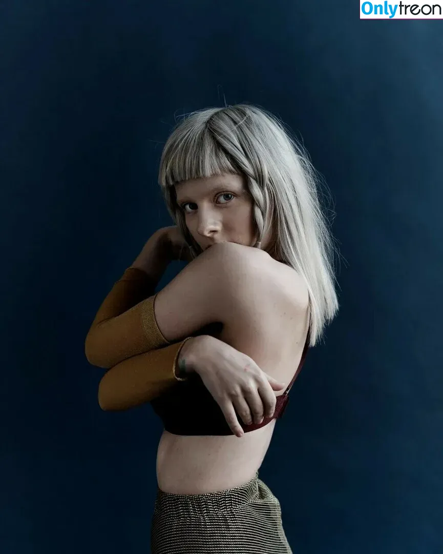 Aurora Aksnes nude photo #0034 (auroramusic / singer)