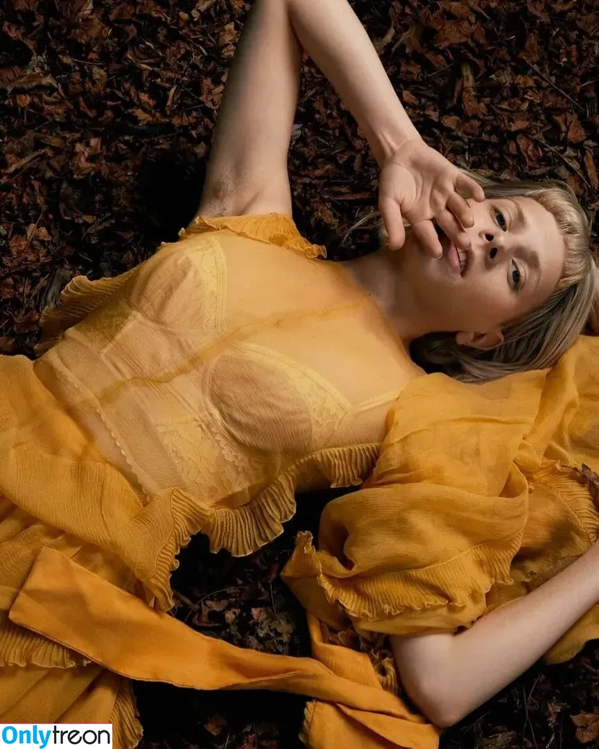 Aurora Aksnes nude photo #0044 (auroramusic / singer)