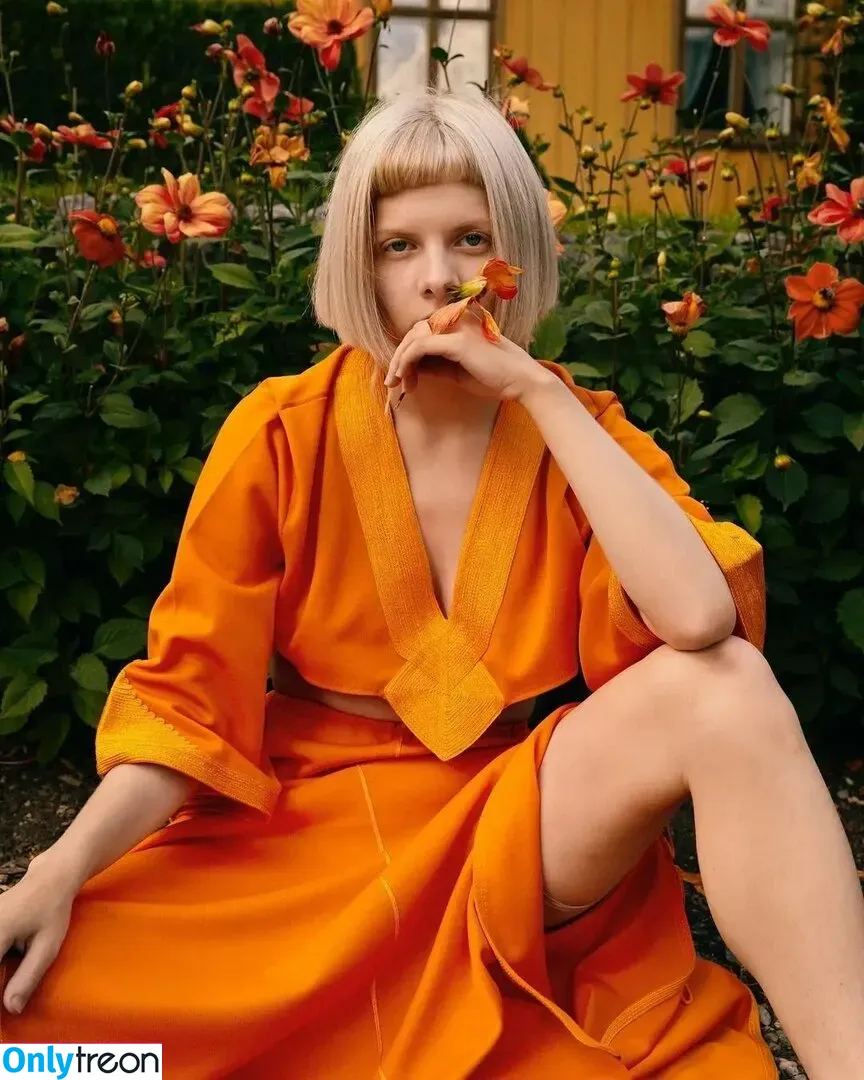 Aurora Aksnes nude photo #0045 (auroramusic / singer)