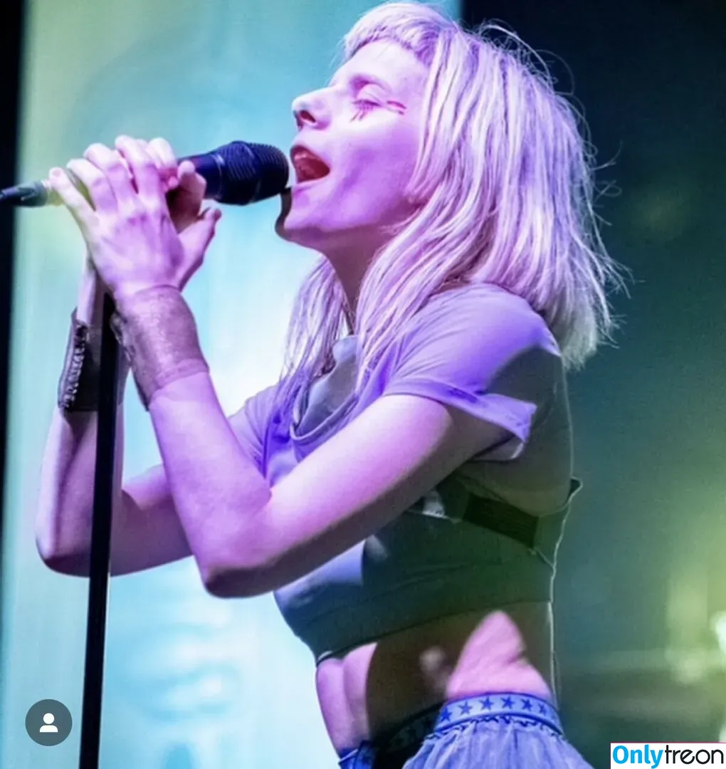 Aurora Aksnes nude photo #0060 (auroramusic / singer)