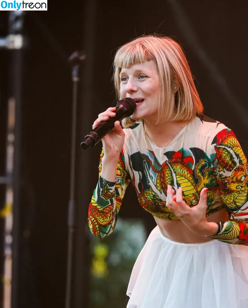 Aurora Aksnes nude photo #0093 (auroramusic / singer)