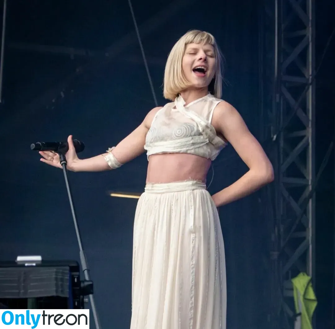 Aurora Aksnes nude photo #0103 (auroramusic / singer)