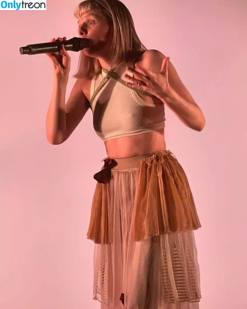 Aurora Aksnes nude photo #0141 (auroramusic / singer)