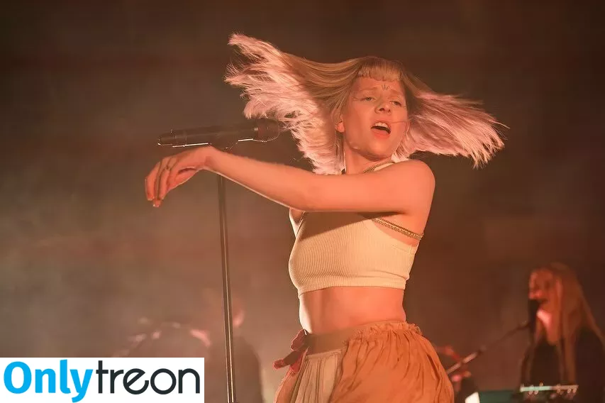 Aurora Aksnes nude photo #0142 (auroramusic / singer)