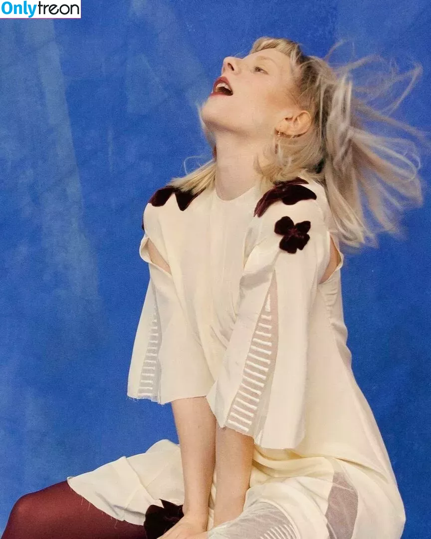 Aurora Aksnes nude photo #0152 (auroramusic / singer)