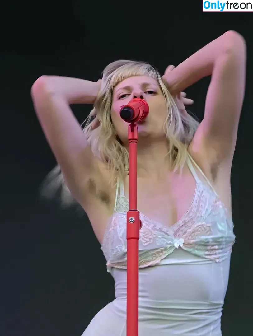 Aurora Aksnes nude photo #0470 (auroramusic / singer)