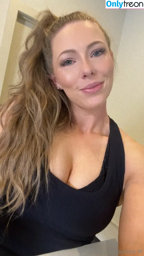 aurora.fit nude photo #0020 (auroraardizzone)