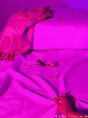 auroranorth / itsauroranorth nude photo #0001
