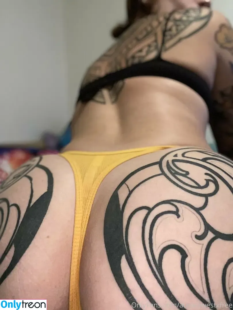 aurorawestxfree nude photo #0012 (aurorawestx)