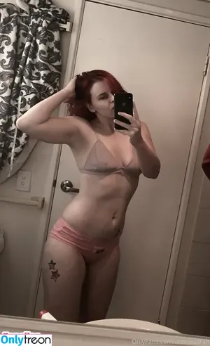  nude photo #0009