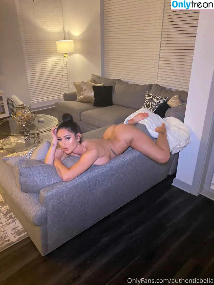 Authentic Bella nude photo #0012 (Authentic Bella)