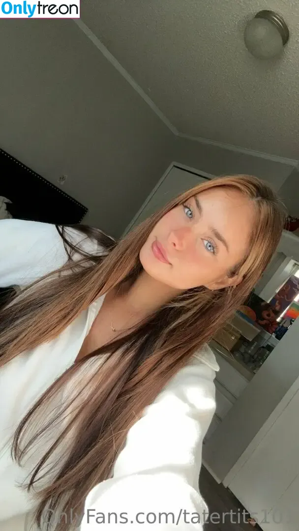 Autumn Gordon nude photo #0003 (autumngordon00 / tatertits101)