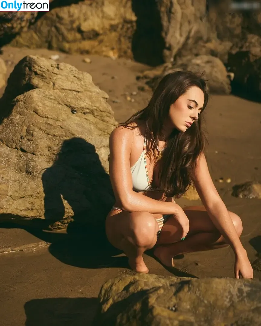 Ava Allan nude photo #0297 (avaalan / avaallan)