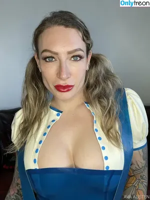 ava_austen / Ava Austen / Manyvids / mrs_austen nude photo #0131