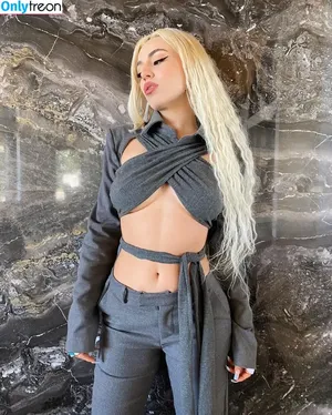 Ava Max / avamax / plharleyquinn nude photo #0118