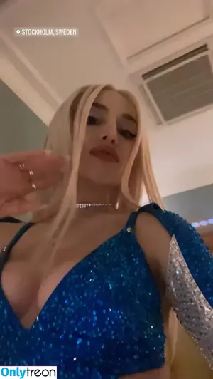 Ava Max / avamax / plharleyquinn nude photo #0441